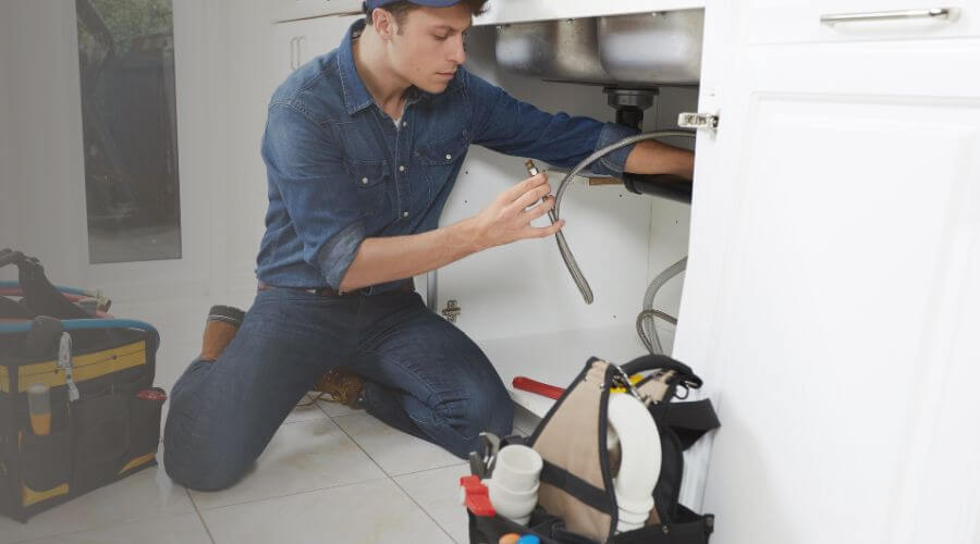 Expert burst pipe repair services in Ruthven, IA